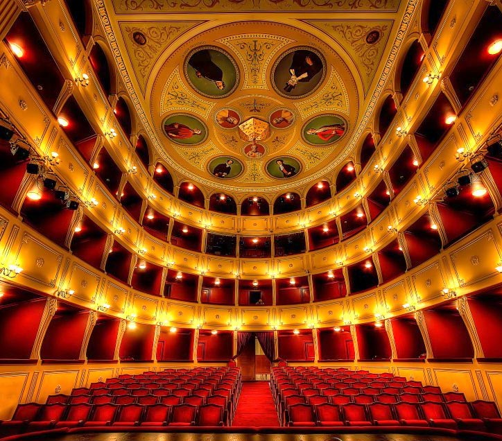 Apollo theatre